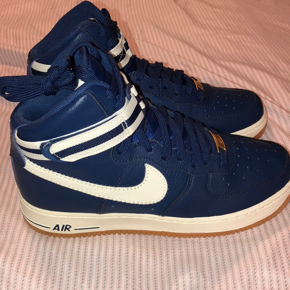 Nike Air Force 1
